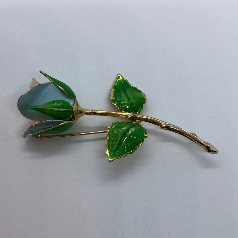 VTG Giovanni Elegant Blue Bud Rose Brooch